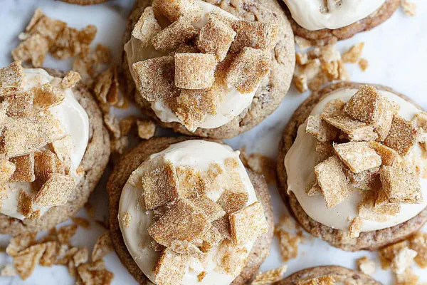 Twist White Choc Snickerdoodles
