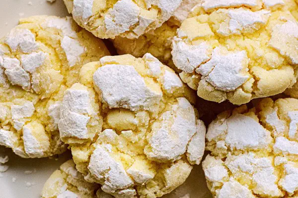 Donut Hole Cake Pops