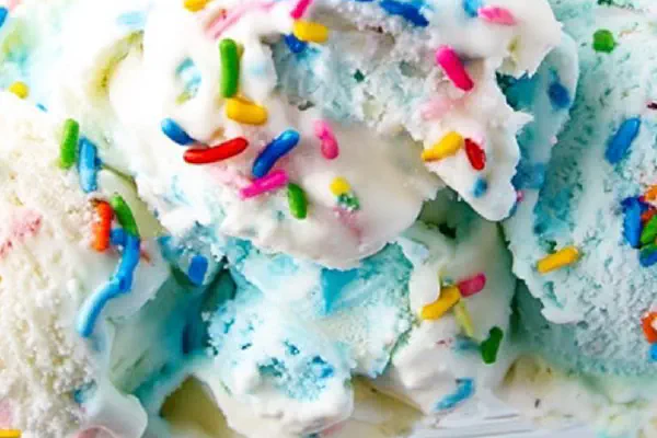 Lactose-Free Strawberry Ice Cream Twist