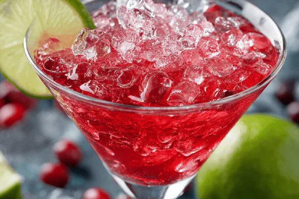 Strawberry Thyme Gin Smash