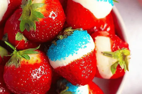 Strawberry White Chocolate Bites